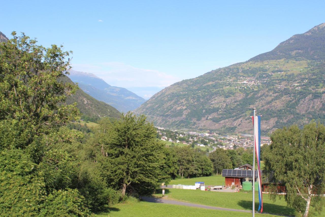 Chalet Esher Surrey Ried-Brig Εξωτερικό φωτογραφία