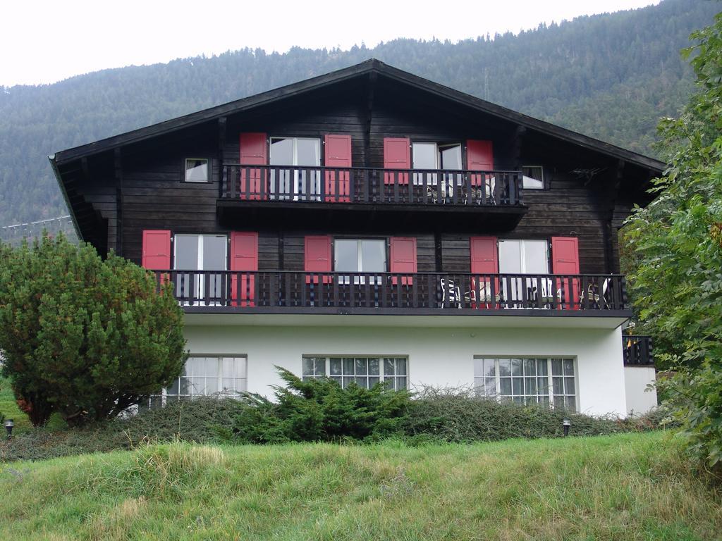 Chalet Esher Surrey Ried-Brig Εξωτερικό φωτογραφία