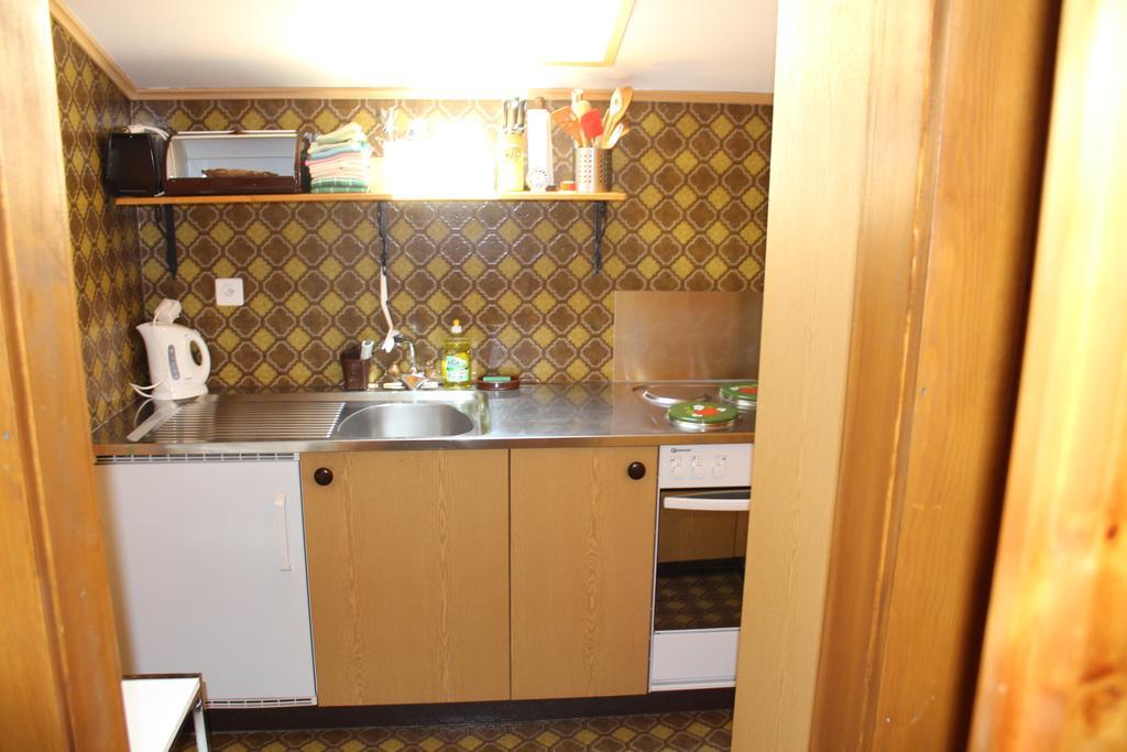 Chalet Esher Surrey Ried-Brig Εξωτερικό φωτογραφία